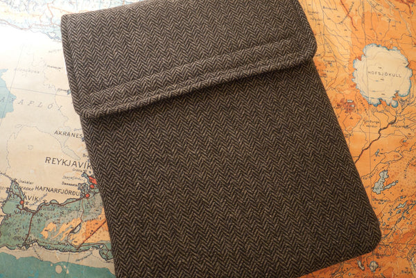 iPad - Snow in Reykjavik
