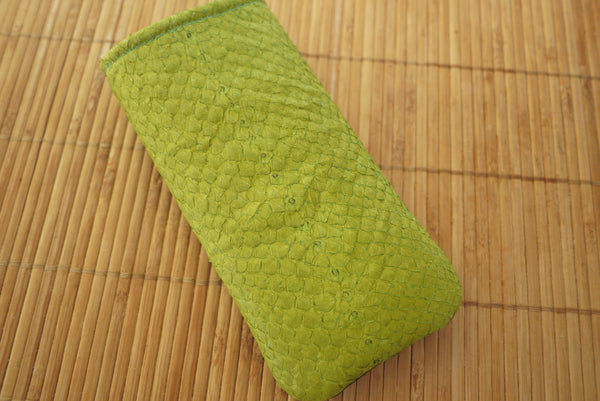 iPhone - Green Fish Leather